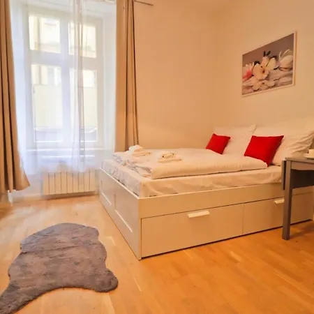 Spacious In The Center Of *