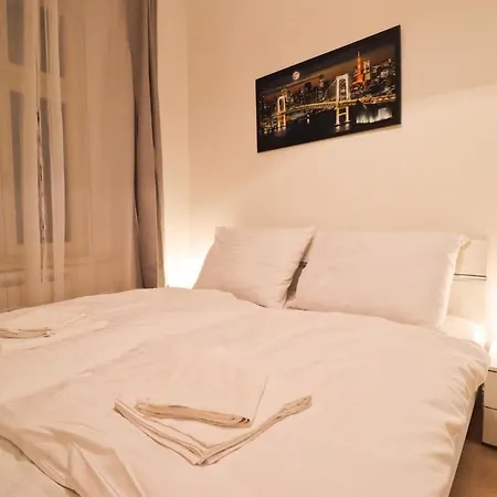 Spacious In The Center Of * Praag