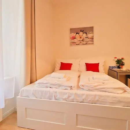Spacious In The Center Of *